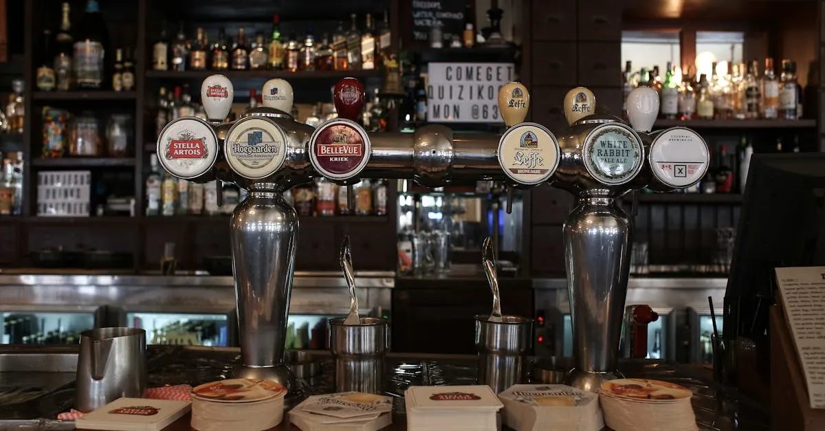 Lege bar met biertaps